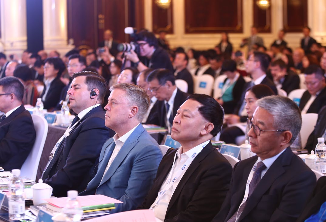 Delegates listening to a Seatrade Cruise Asia conference session